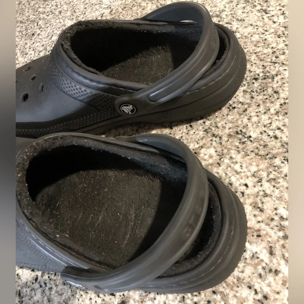 Crocs Classic Lined Clogs Unisex Black Size 10 Women Size 8 Men - Picture 13 of 16